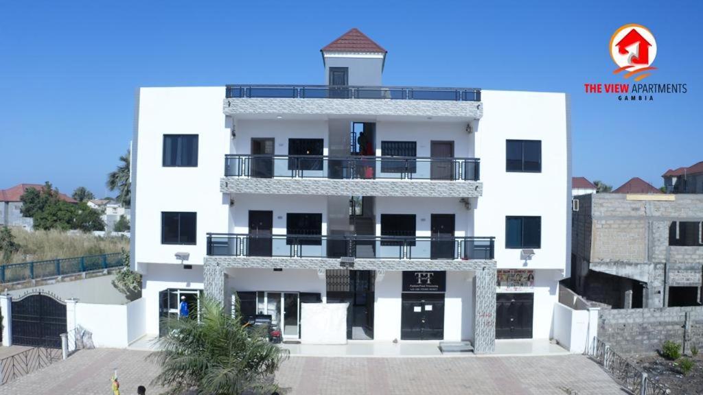 The View Apartments Brusubi Exterior foto